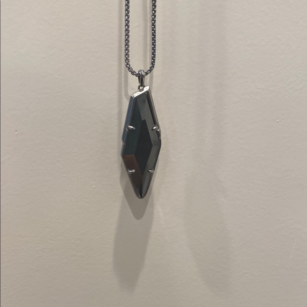 Kendra Scott Hematite Beatrice Pendant Necklace